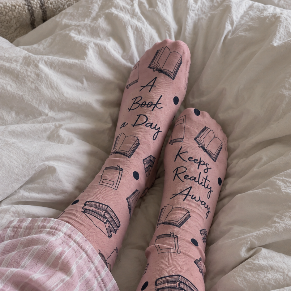 Cool Girls Read Books Socks